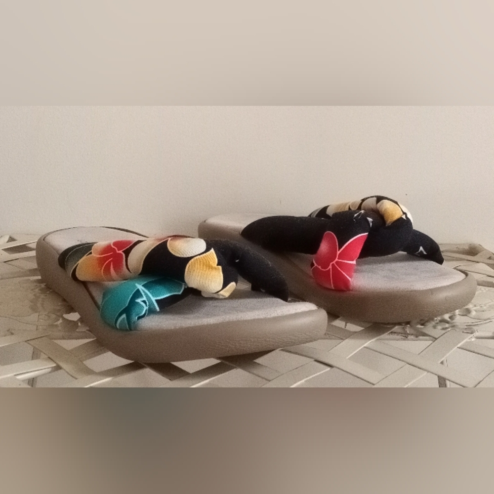 Sandal Tree